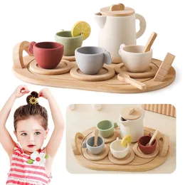 Tea Party Set Play Acessórios de cozinha 9pcs/10pcs Conjunto de chá de madeira Play Food Playset para crianças para 3 4 5 anos meninas e meninos 240507