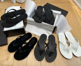 Luxury Brand Slippers Black Velvet Flip Flops Rubber Flat Bottom Non Slip Sandals Summer Beach Travel Flip Flops Women Shoes Size 35-41