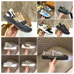 Buryberry Shoe Bayberry BB Shoes Top Designer Sneakers Womens Trainers Vintage Striped Men Womens Checked Platform Gattice Casual Shoes Shades Outdoor Shoes EC4