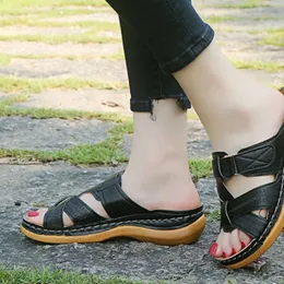 Moda4321 link 1 zamówienie Link letnie skórzane kapcie designerka nowa moda damskie seksowne płaskie sandały swobodne buty plażowe na zewnątrz sandały slajdy slajdy