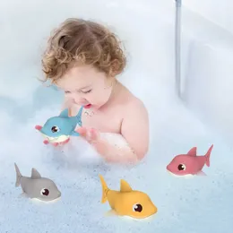 Giocattoli da bagno Preschool da bagno PERCHIRAMENTO carino cartone animato Swimming Shark Avvolgimento Dispositivo rotante a rotazione per la spiaggia per la vasca da bagno D240522