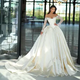 Beżowa basque liniowe sukienki ślubne z ramion pełn rękawów sukienka ślubna bez ramiączki koronkowa szata z długim rękawem