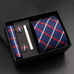 Fashion 7cm Tie Taschentuch Cufflink Set für Männer Krawatte Urlaubs Geschenkbox Plaid Punktanzug Zubehör Slim Hochzeit Gravatas 240522