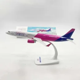 A321 Airplane Model WIZZ AIR Aircraft Plane 20cm Assembly Resin Base Static Display Airliner Kids Souvenir for Collection 240514