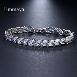 Bangel Emmaya Marke Mode Charme AAA Würfel weißer Zirkon vier Farbblatt Schmuck Damen Elegante Hochzeitsfeier Geschenk Q240522