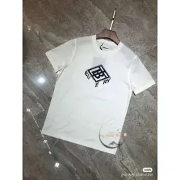 Burry Womens Designer T Shirt Lüks Marka Tshirt Erkekler Moda Mektupları% 100 Saf Pamuk Yaz Kısa Kollu Yüksek End Lüks Marka Günlük Tops Tişört 2024New 335