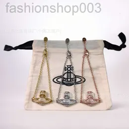 Desginer viviane westwood 2023 Autumn and Winter Christmas New Fashion Cute Light Luxury Empress Dowager West Saturn Necklace with Pearls Unique Collarbone Chain
