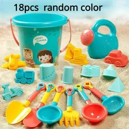 ベビーカー部品18pcs/set beach toys sand play set bucket shovel rake sandglassとよりランダムな色を含む