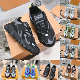 Luxury Runner Tic Sneakers Designer Men Casual Shoes Extraordinary Mesh Stitching Sneaker Black White Grey Green Orange Blue Silvery Outdoor Mens Trainers