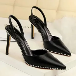 Заглех заостренные сандалии Ladies 2024 High High Heel Женские тапочки Свадебные туфли для обуви 295