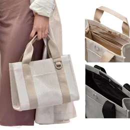 Люксрию дизайнеры пляжные торговые торговые точки женская сумка для йоги Canvas Большой леди сумки Pochette льняное кусоч