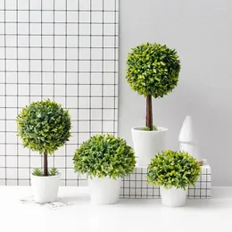 Dekorative Blumen moderne simulierte Baum Mini Bonsai Topf gefälschte Blumenstopf Ornament Dekorpflanze für Hausminimalismus -Dekoration