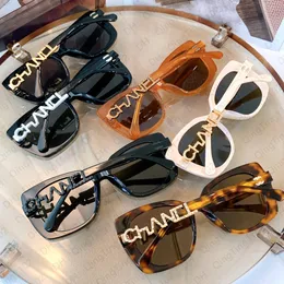 Chanells Solglasögon Designer Solglasögon Kvinnors lyxdesigner Eyeglass Men's Cat Eye Small Square Frame Sol Glasögon Hög kvalitet med låda ingen låda