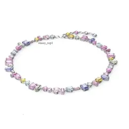 Colar Swarovskis Sailormoon Flowing Light Colorful Candy Colar para mulheres usando elemento de andorinha Crystal Rainbow White Snake Chain de qualidade superior 24SS 326