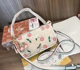 Bolsas de designer de cadeia de pérolas Mulheres Bolsa Undermail Flor ombro único Luxuris Handbag Strawberry Mahjong Bag 2 Color