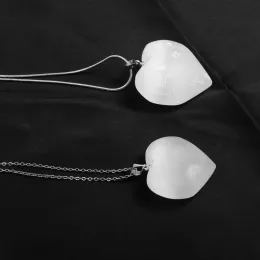 Mineraali Natural Selenit Edelsteine Halskette Herzförmige Kristallheizung Energiependel Heilung Gips Weiß Quarzs Schmuck