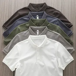 Dukeen Solid Color Mens Polo Camisa de mangas curtas Camisa de golfe verão Camiseta coreana Plany Mens Camisa branca 240515
