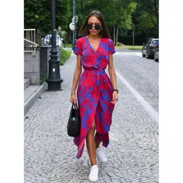 2024 Designer Womens kjol Summer Ny V-ringning Tryck snörning Lady Floral Dress Urban Fashion Clothes B3e D1E