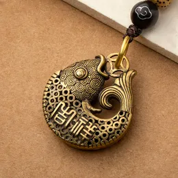 Vintage Brass Blessing Fish Keychain Lanyard Pendant Fashion Jewelry Lucky Men Car Key Chain Handmade Rope Hanging Chinese Gifts