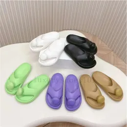 Designer tofflor Foam Pebble Sandal Women tofflor gummilidesplattform Flip Flops Summer Beach Shoes Casual Ladies Sandals
