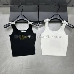 Women Sport Tees U Neck Tanks Top Luxury Letters Embroidered Vest Heart Pattern Yoga Tee