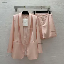 Marka takım elbise takım elbise ceket tasarımcı kadın seti moda yüksek bel geniş bacak şortları akşam yemeği parça pantolon ince 2pcs uzun kollu blazer takım elbise paltosu 24 Mayıs