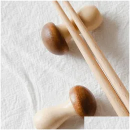 Chopsticks 2sts Chopstick Rest Mushroom Storage Rack Creative Holder Gift Wood Kinesiska kök Tillbehör Drop Leverans Home Garden Di Dhbun