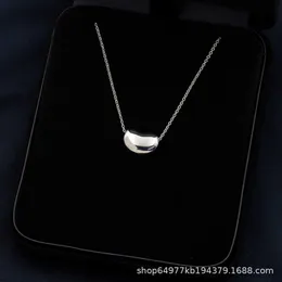 Designer High -Version Marke 925 Sterling Silber Acacia Bohnen Halskette Colarbone Kette Einfaches Temperament Kalt und vielseitig Instagram