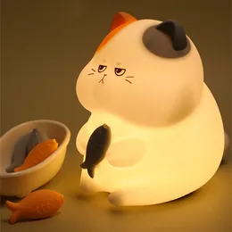 Lampada per gatto carino a led night Light Cartoon Kitten Pesce da tavolo a 7 colori Gift per bambino, camera da letto, luce notturna in silicone giocattolo per bambini asilo nido, ricaricabile USB