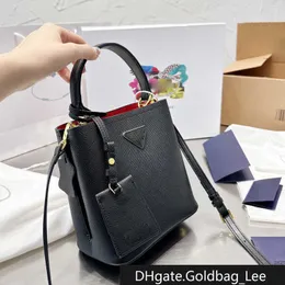 Kadın omuz çantaları çanta tasarımcı kova çantası kadın moda tote 18cm küçük sepet inek deri panier orta crossbody