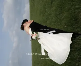 Oloey Simple A Line Taffeta Bröllopsklänningar Korea Kvinnor Golvlängd Brudklänningar Skräddarsydd Mariage Plus Size Plain 2023