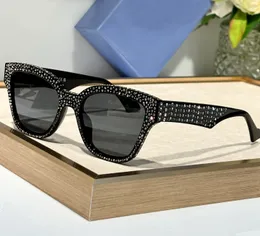 Pietre di lusso occhiali da sole neri a farfalla lenti nere lenti da donna designer occhiali da sole sfumature estate luniettes lunettes de soleil uv400 occhiali