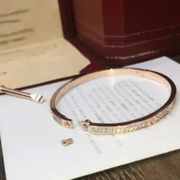 Womens Armband Gold Drehmoment Bangle Doppelreihe Diamant Luxusschmuck Breite 5 mm versteckt Inlay Prozess hoher Fade -resistentes Armbänder Designer für Frauen Bijouxv5