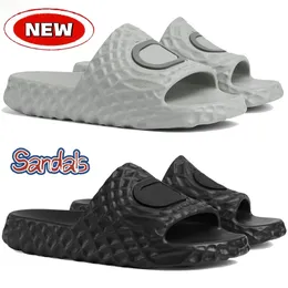 Designer Sandals Mens Womens Pool Slipper Fashion Water Ripples Interlocking Textured Rubber Slides Sandals Comfort Casual Slippers Summer Beach Flat Slide Shoes