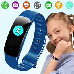 Детские часы C1 Plus Sports Digital Smart Wwatch подключены к детскому фитнес -трекеру трекера.