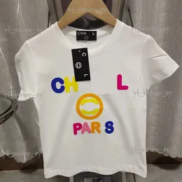 Mens T Shirt Yaz Yeni Chanells Tasarımcı Gömlek Nakış Gevşek Erkekler Sıradan Chanells Tshirt Çift Giyim Üst Lüks Erkek Polo Chanells Tshirt 4E18