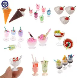 Küchen spielen Food Mini Doll House süße Milch Shake Joghurtsaft Candy Ice Cup vorgeben, mit Lebensmittelmodellen zu spielen, so tun sie mit Küchendekoration Spielzeug D240525