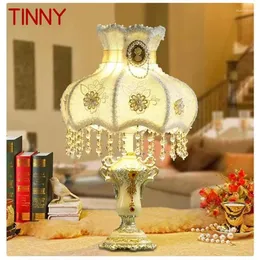 Lampy stołowe Tinny francuska lampa amerykańska sypialnia Villa Europa Pastoral Creative Bedhead Biggur Light