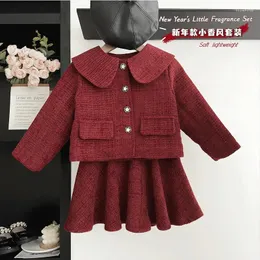 Zestawy odzieży koreańskie dziewczyny świąteczne ubrania jesienne snowsit dwuparazowy zestaw mały pachnący płaszcz spódnica niemowlęta górna i dolna odzież
