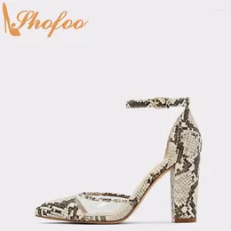 Scarpe eleganti stampe serpenti donne sandali lisci tacchi grossi con fibbia punta di punta di grandi dimensioni 14 16 signore estate di moda shofoo