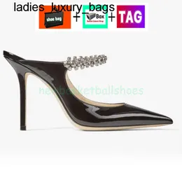 Neue Luxus -Bing -Frauen Kleiderschuhe London High Heels Damen Kristallgurt Pumpen Designer Lady Patent Wildleder Sandalen Klassische Damen Pantoffeln