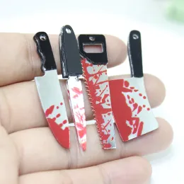 10pcs/lote Halloween Bloody Knife viu Dagger Arcylic Charms Pinging for DIY Brincha Kichain Jewelry fabricação