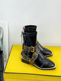 Siyah esnek neopren düz ayak bileği botları patent deri arka zip toka ayakkabıları yuvarlak ayak parmağı düşük topuk patik lüks tasarımcılar ayakkabı 8011378