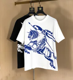 Varumärkesdesigner herr t-shirt högkvalitativ tryckning med tees mäns och kvinnors skjortor klassiska lyxkrigshäst t-shirt avslappnad ren bomullstopp kortärmad kläder oss storlek storlek