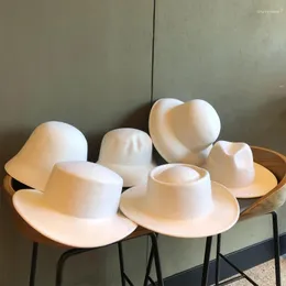 Boinas de boinas de outono e inverno igreja branca casamentos fedora chapéus para mulheres retrô elegante top top côncavo boné sombrero mujer