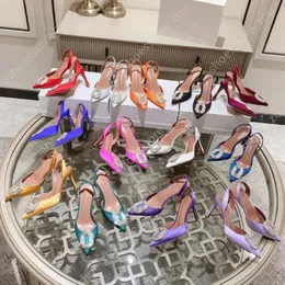 Designers Mulheres de sandália bombas de slingback de cetim saltos altos bombas de estilettos bombas de halter de cristal de cetim bombas pontiagudas 90mm 70mm Sapatos noturnos de festas Tamanho de luxo 35-42