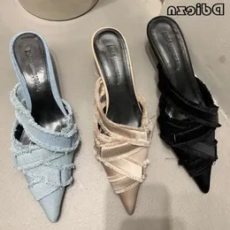 571 Sandaler eleganta kvinnor mular pumpar sommar kvinnliga skor låga klackar i mode damer sandal spetsiga tå bilder för 19d
