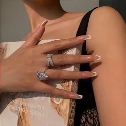 Romantische Lady Water Drop Lab Diamond Finger Ring 925 Sterling Silber Party Ehering Ringe für Frauen Braut Nachtclub Schmuck XJTBG