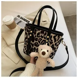 Bag Leopard Small Tote Bags For Women Top Handle Braided Bucket Sac Femme With Bear Bolsos Mujer De Marca Famosa 2024