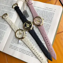 Viviane Westwood Jewelry Designer Vivienewestwood WomenWatch Iwatchband Watchbox Moonwatch Saturn Damen Watch Watch beliebtes Schlüsselanhänger Belt Quartz Watch 2024